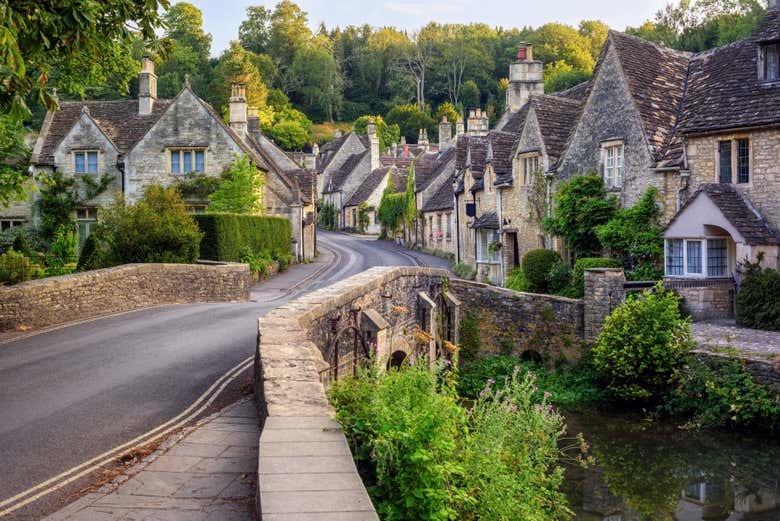 Stroll along cobbled streets in The Cotswolds