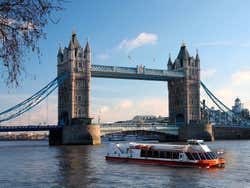 Thames River cruise