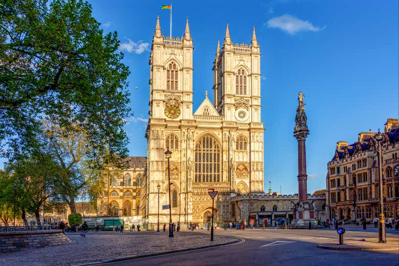 Westminster Abbey awaits!