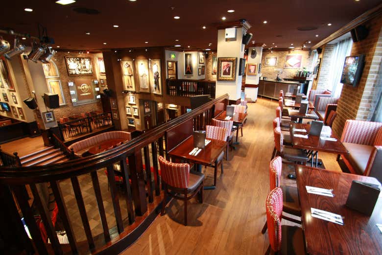 Intérieur du Hard Rock Cafe Manchester