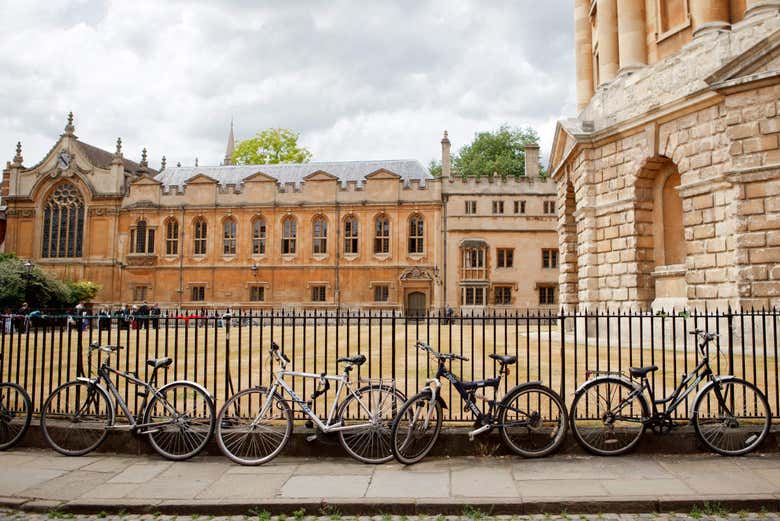 One of the stops on our Oxford bike tour