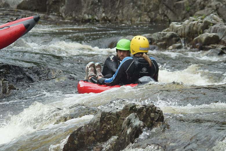 Bugging no rio Tummel