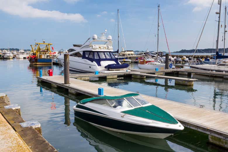 Bateaux dans le port de Poole