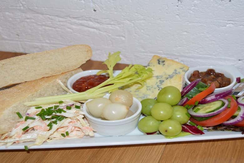 Ploughman's lunch