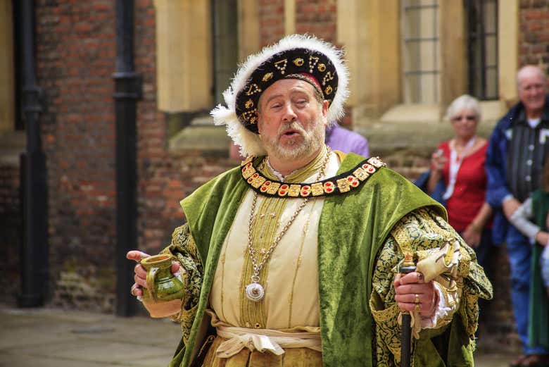 Actor playing Henry VIII