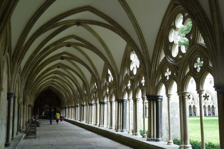 El emblemático claustro del templo