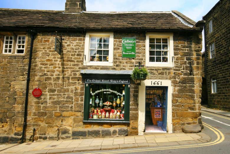 Visiting the world's oldest sweet shop