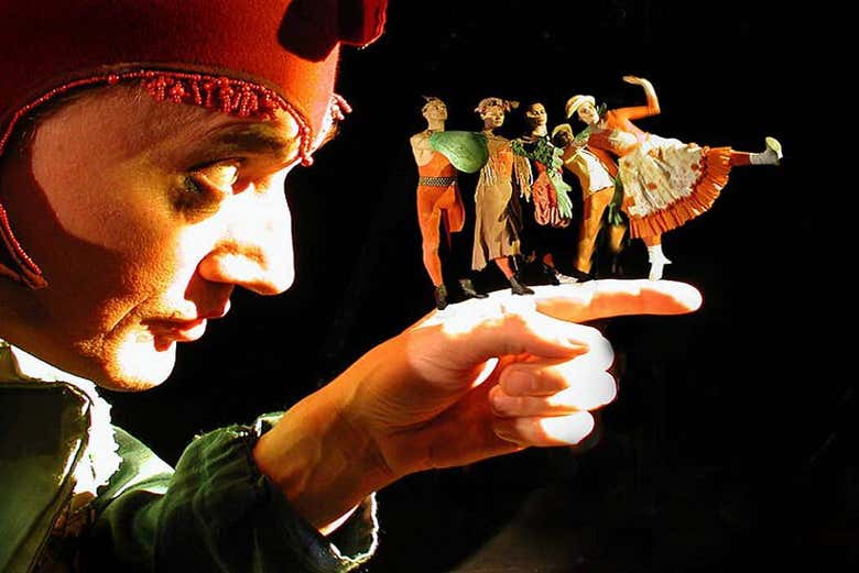 Actuando en el Teatro Negro
