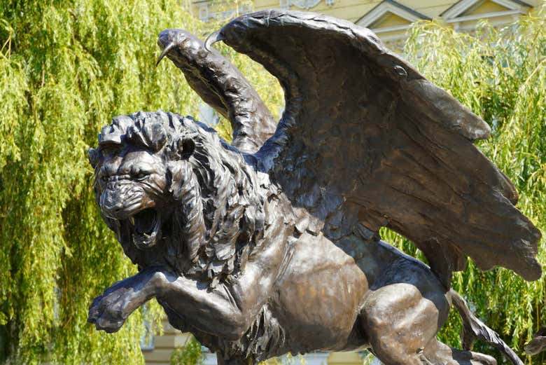 The Winged Lion Memorial