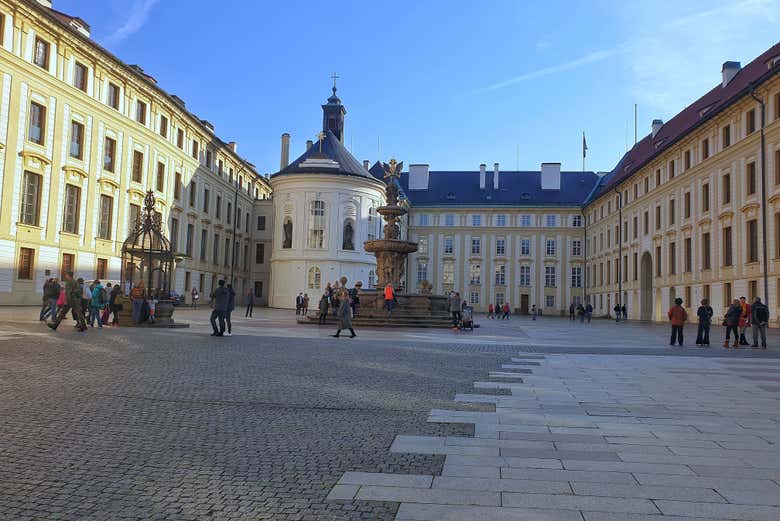 Exploring Prague Castle