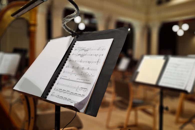 Atril de música para la orquesta