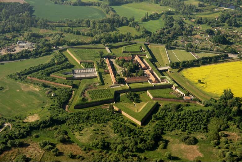 Veréis el Campo de Concentración de Terezín desde un helicóptero