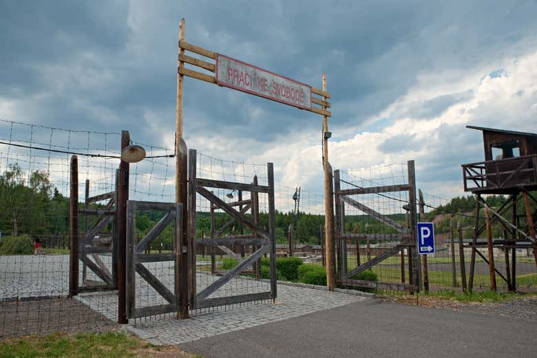 Guglag Vojna, en Lešetice