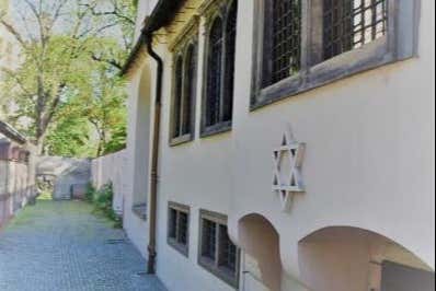 Stroll through the narrow streets of the Jewish Quarter