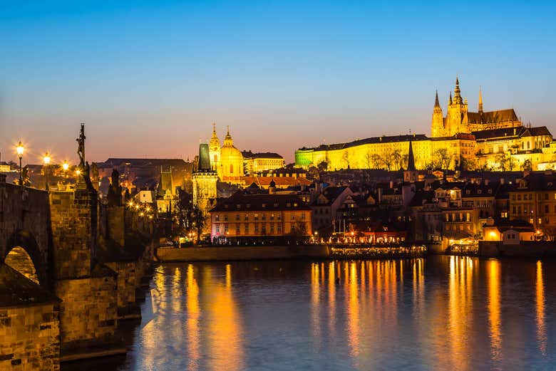 Vue panoramique du château de Prague
