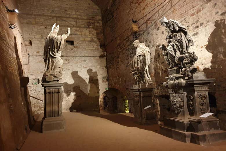 Nos internaremos en el recinto amurallado de Vyšehrad