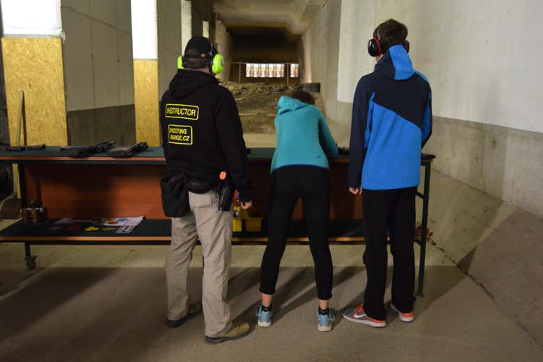Shooting AK47