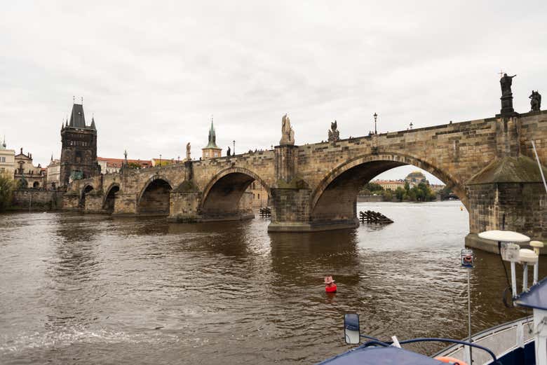 El icónico Puente de Carlos