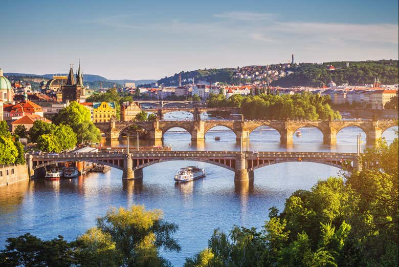 Ponte Carlos e o rio Moldava