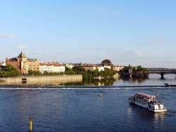 Prague en bateau, promenade sur le Moldava