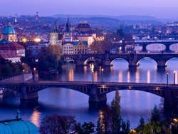 Ponts de Prague au dessus du Moldava