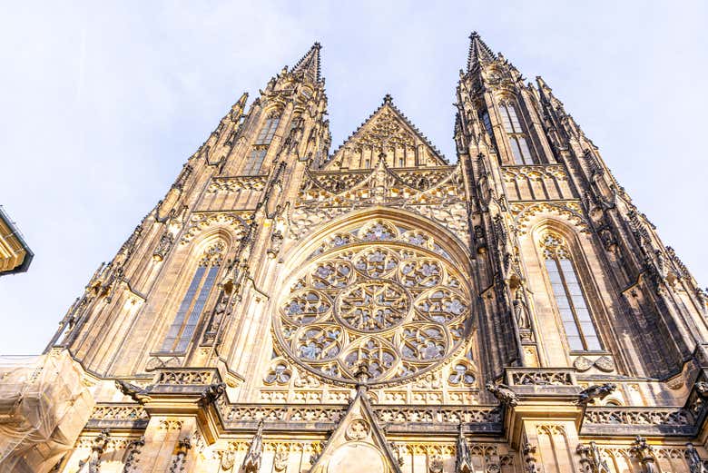 As torres gêmeas da Catedral de São Vito
