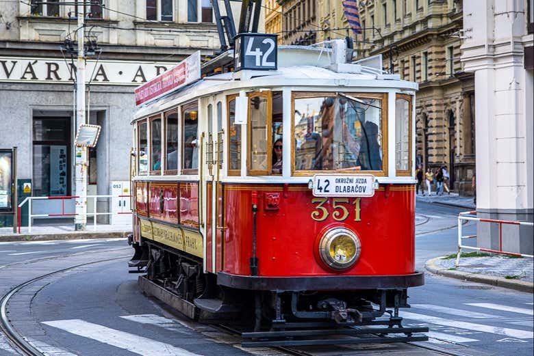 Le tramway 42 de Prague