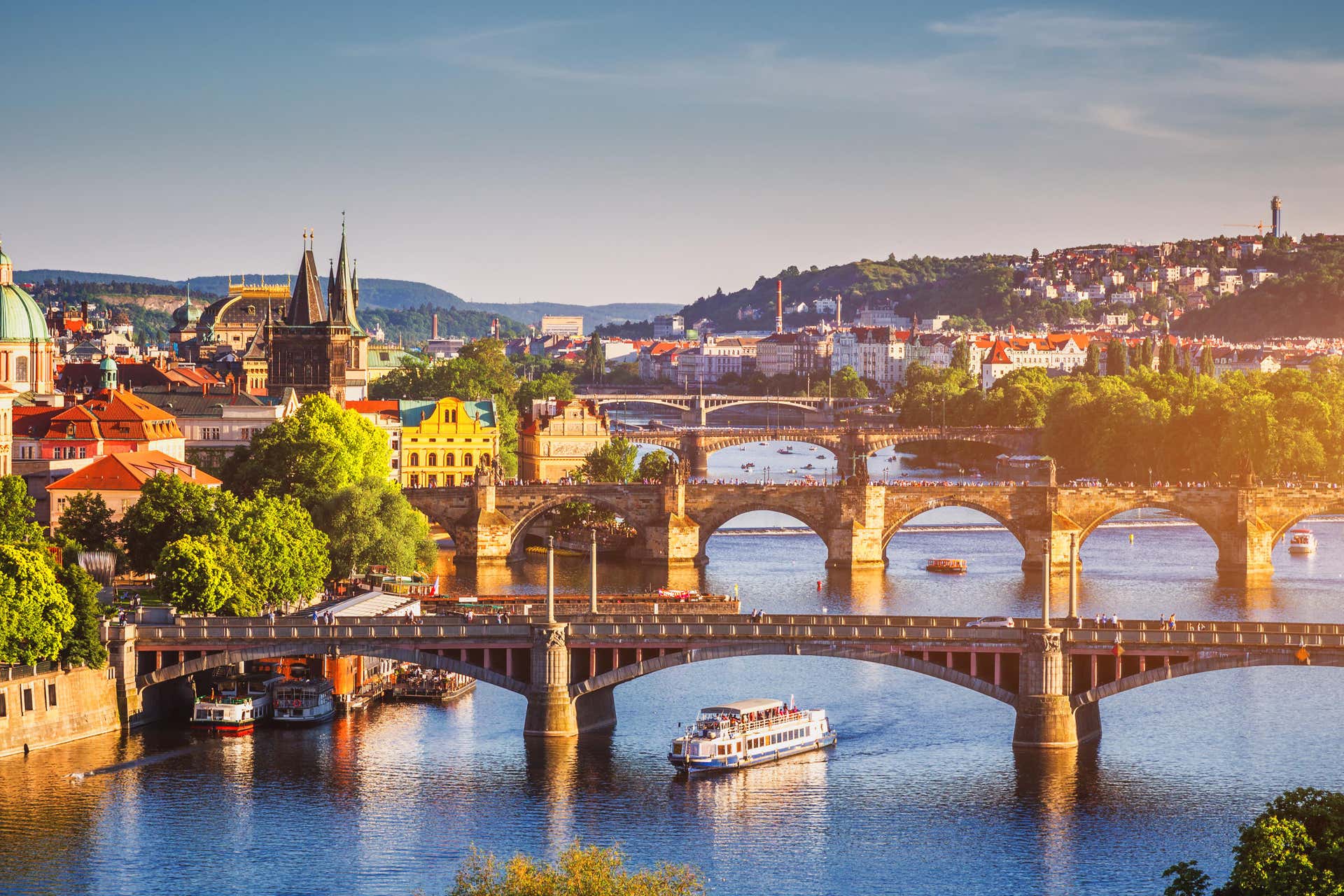 Giro in battello + Ticket dello Zoo di Praga
