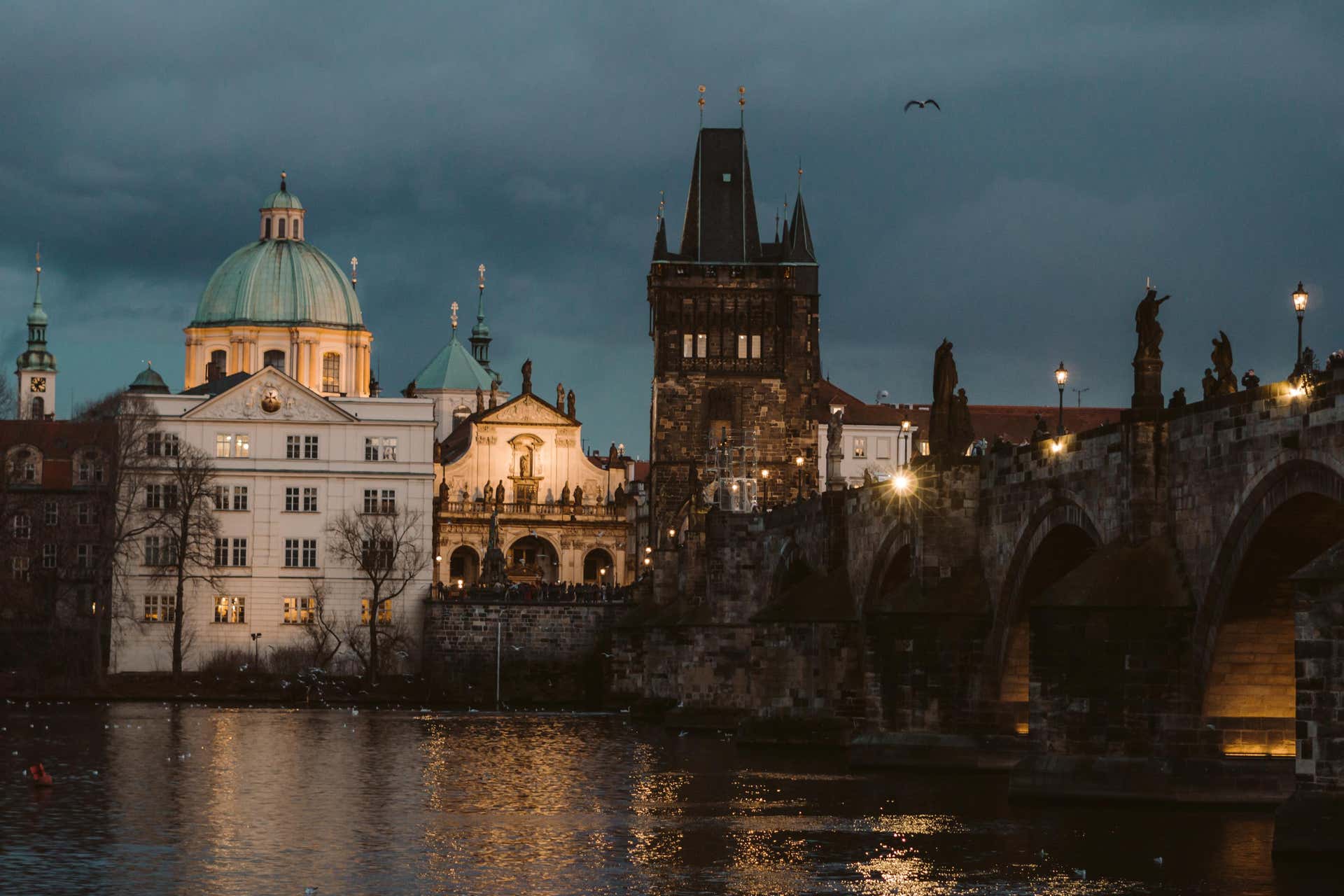 Visite à la découverte des souterrains et des fantômes de Prague