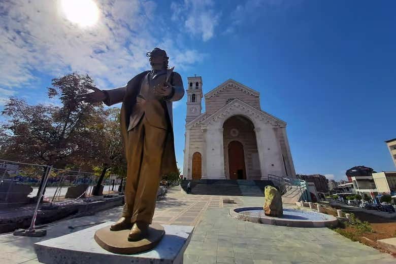 Catedral Madre Teresa em Pristina