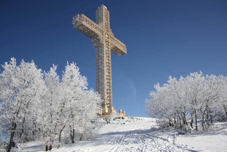 A Cruz do Milênio no invierno