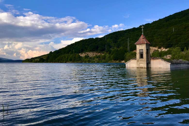 La iglesia sumergida de Mávrovo