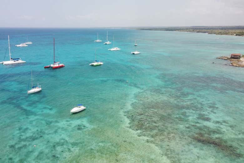 Vista aérea del mar de Bayahibe