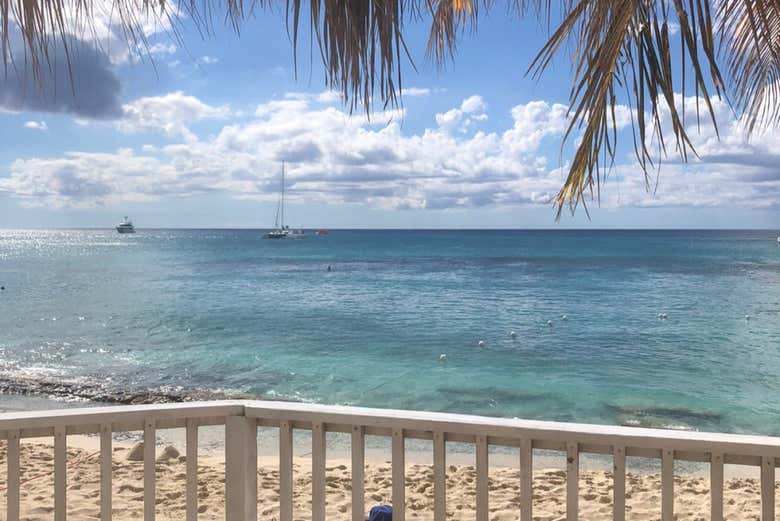 Vista dal ristorante sulla spiaggia di Isla Catalina