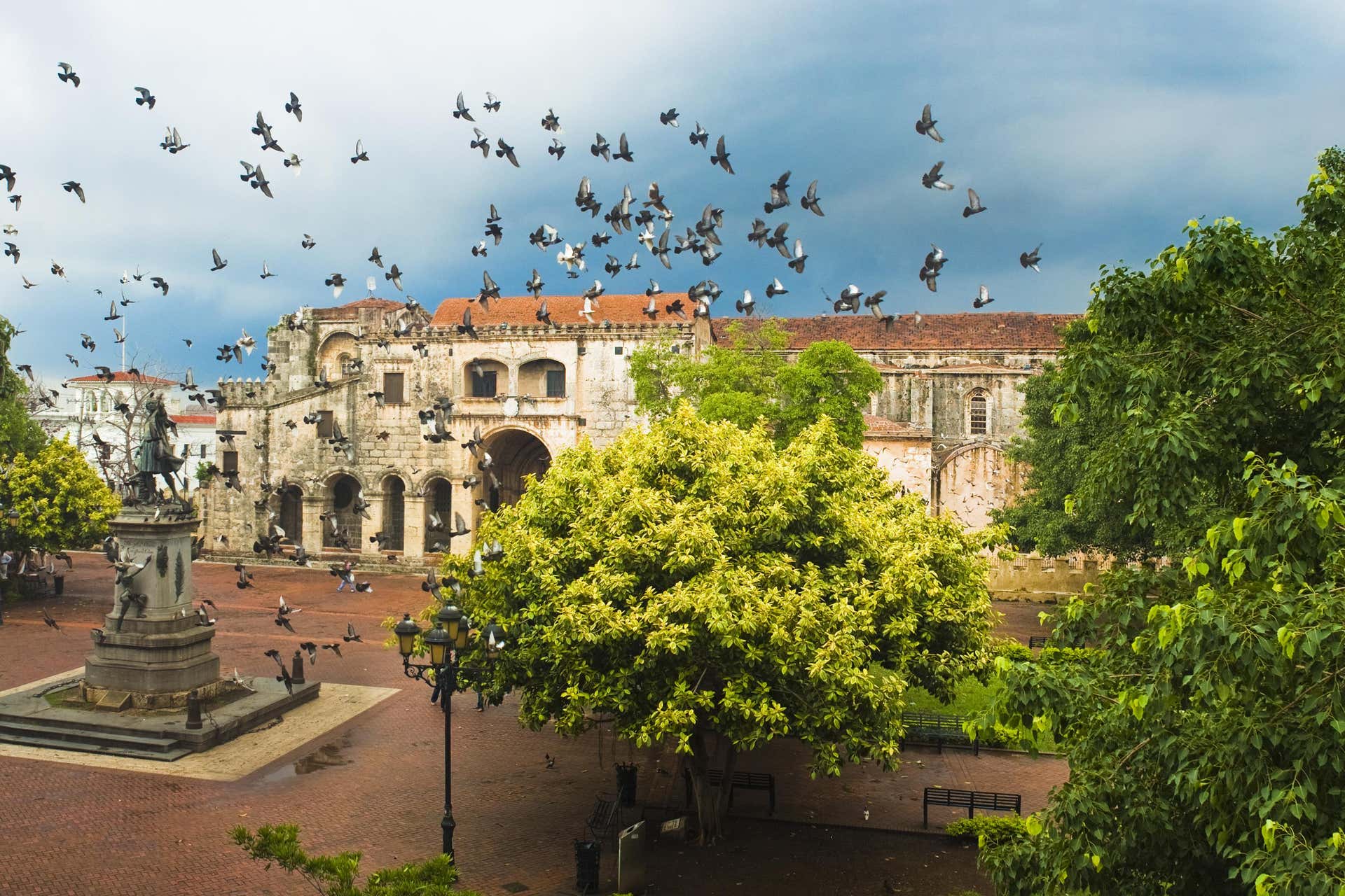 Santo Domingo Day Trip from Boca Chica Book at