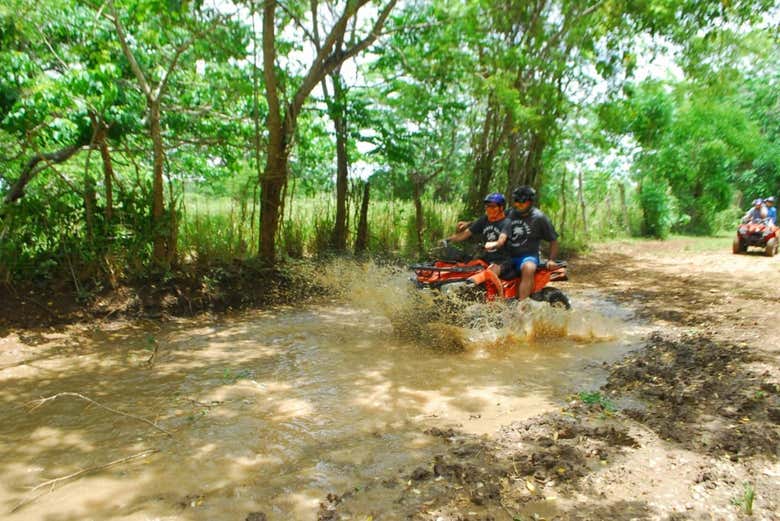 Alla guida di un quad nella Repubblica Dominicana