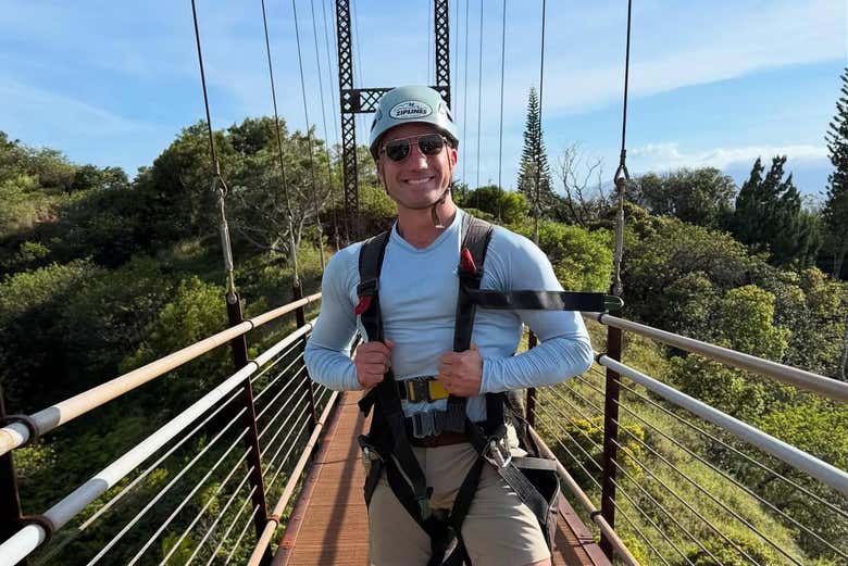 Antes de subir a la tirolina Samaná Zipline 