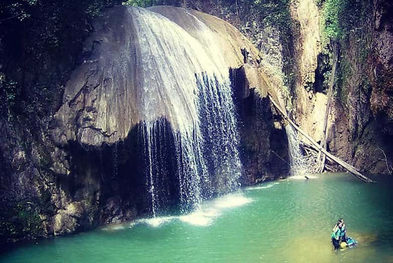 Cascada Hongo Mágico