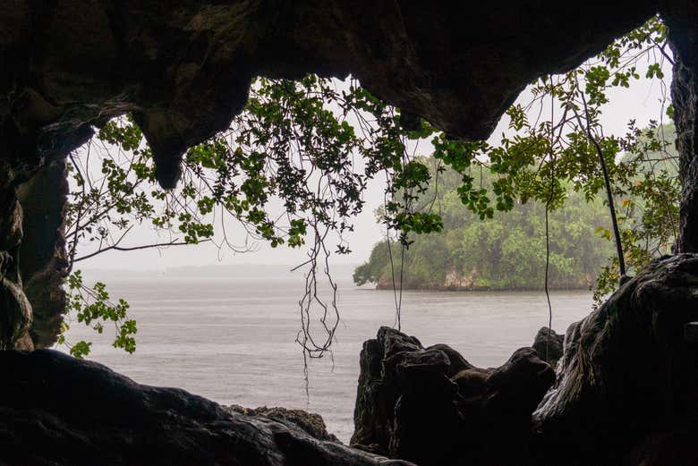 Cueva en Los Haitises