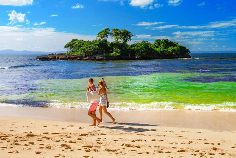Disfrutando de las playas de Cayo Levantado