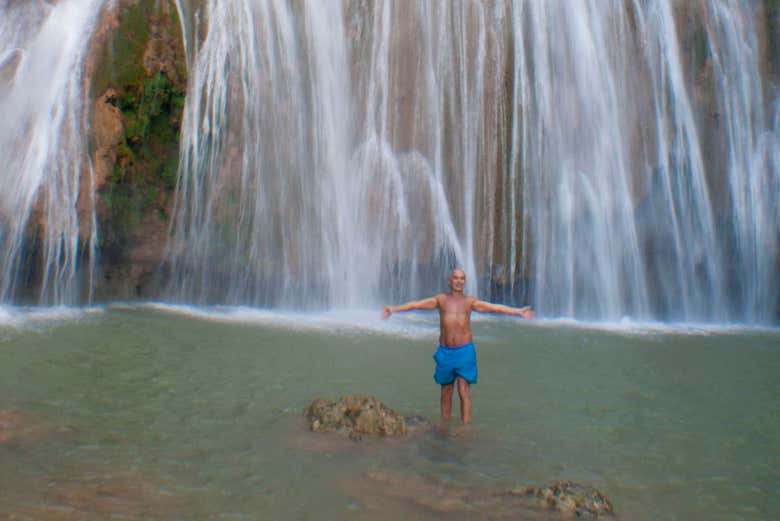 Marvel at the stunning El Limón Waterfall