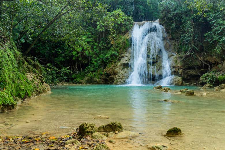 Petite cascade en chemin pour El Limón