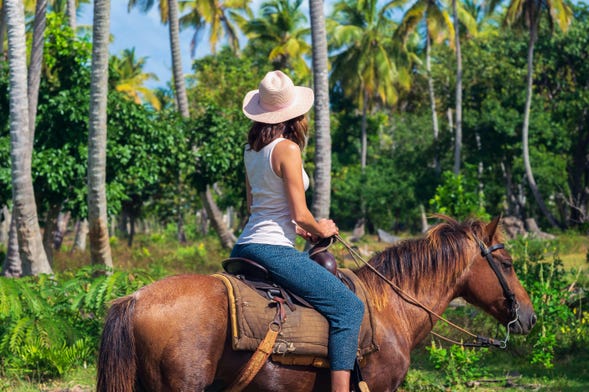 Passeggiata a cavallo sulla spiaggia di Arriba e a Punta Hicaco