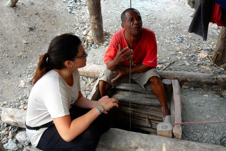 Ascoltando le spiegazioni della guida