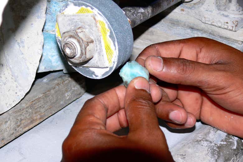 Lavorazione della pietra semi preziosa