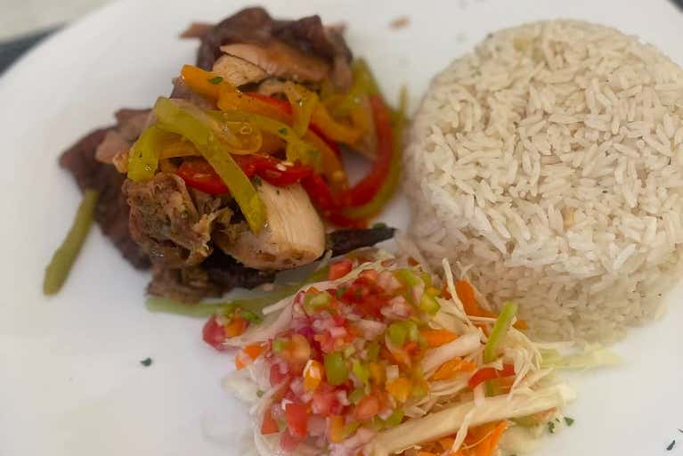 Un pranzo tipico dominicano