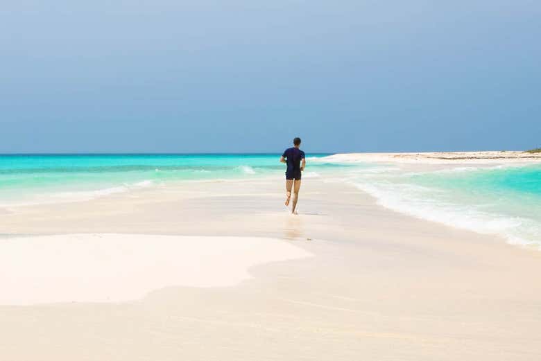 Paseando por la playa de Cayo Arena