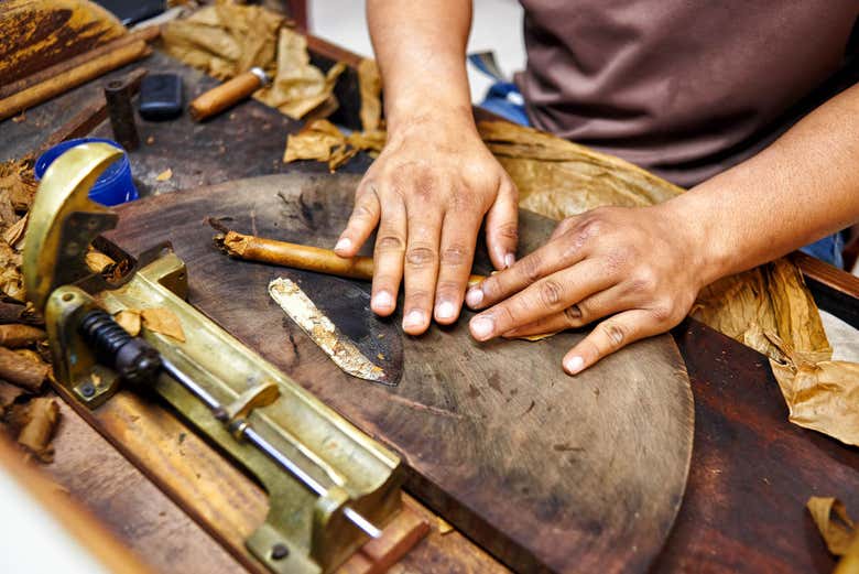 Elaboración de puros dominicanos