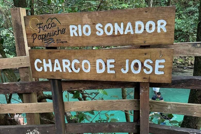 Entrada al río Sonador