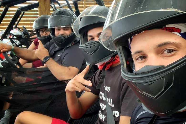 Todo listo para el tour en buggy